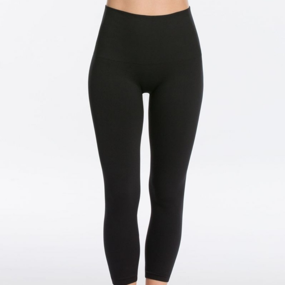 SPANX LAMN CROPPED SEAMLESS LEGGINGS Black